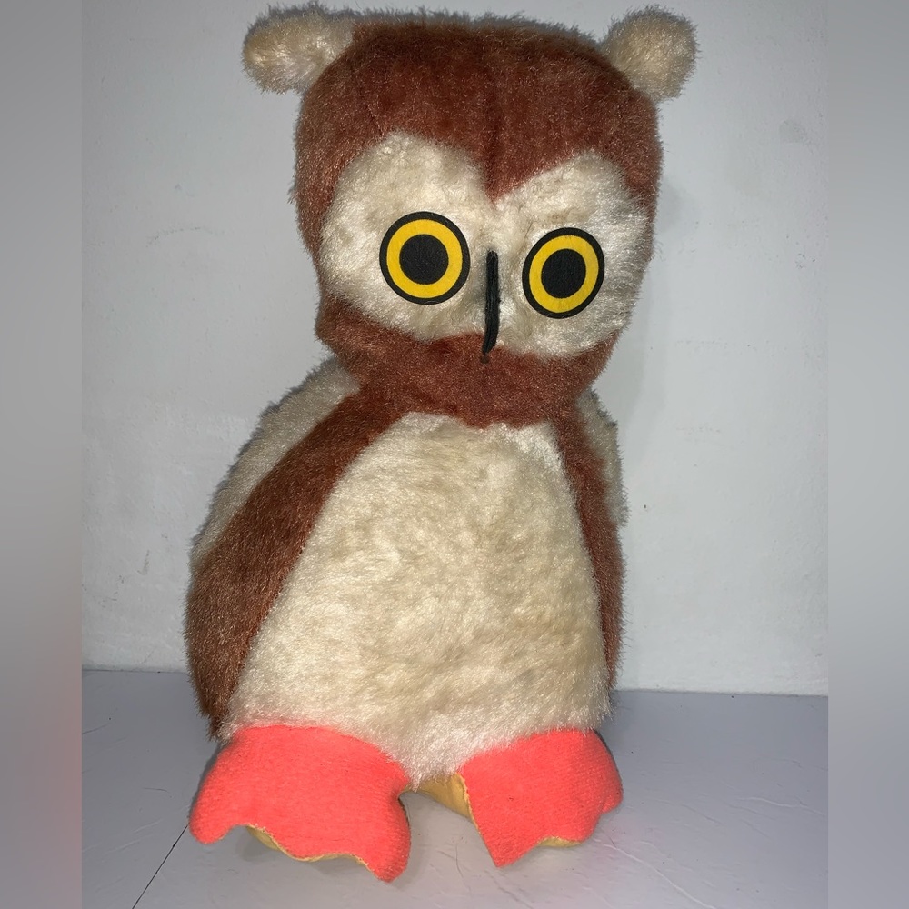 Superior Toy And Novelty KCMO 14" Vintage Owl 1979 Stuffed